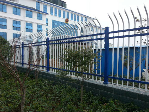 學(xué)校鋅鋼護(hù)欄