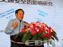 綠源董事長(zhǎng)倪捷：電動(dòng)自行車并非馬路殺手